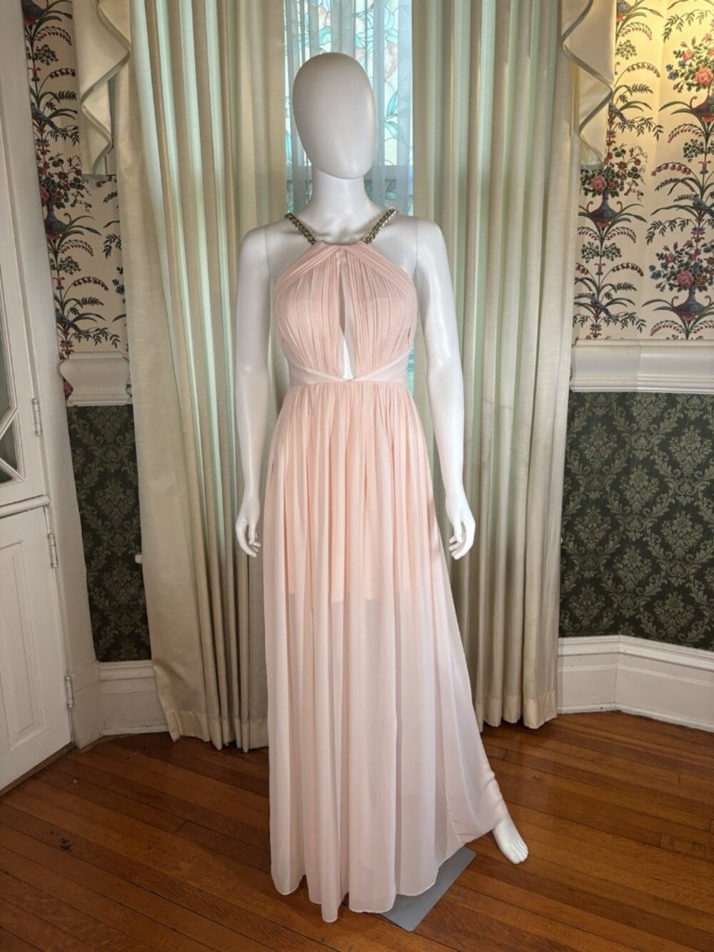 Marciano Chain Halter Key Hole Grecian Goddess Evening Prom Formal Gown Dress